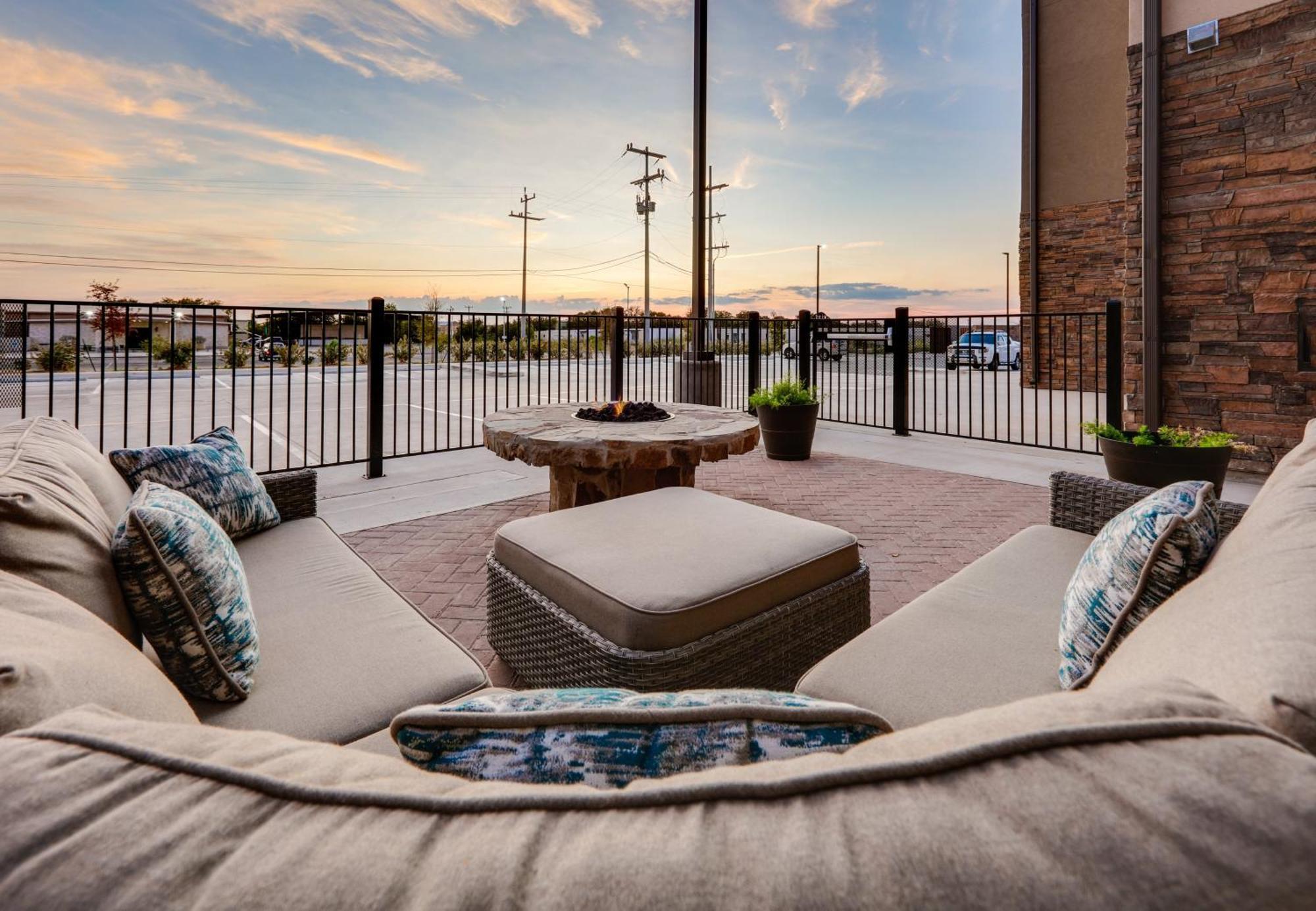 Staybridge Suites San Antonio - Schertz By Ihg Экстерьер фото
